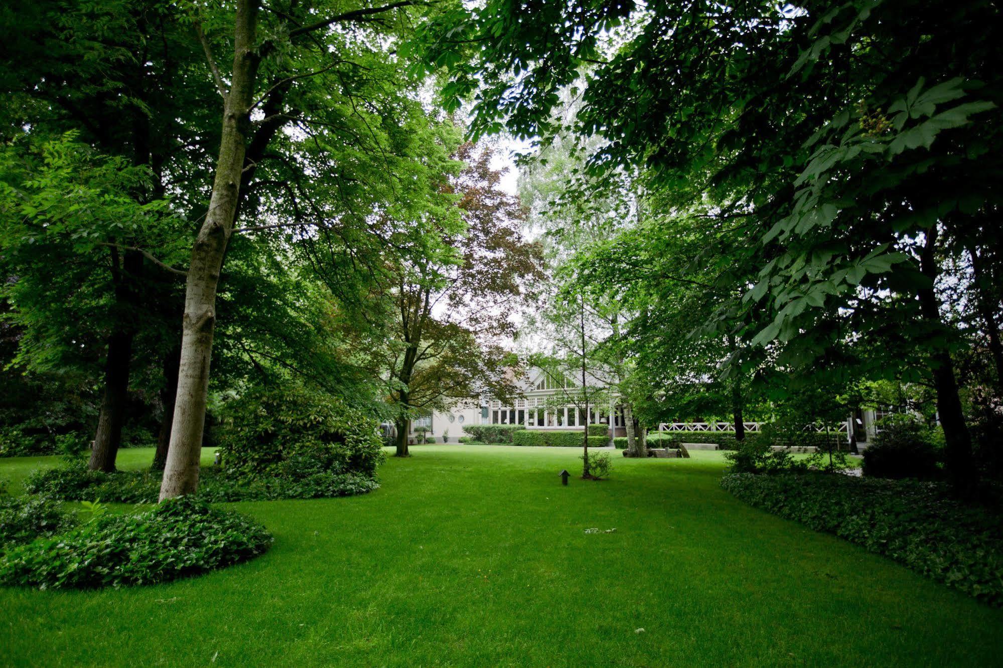 Hotel Den Hof Zelzate Exterior foto